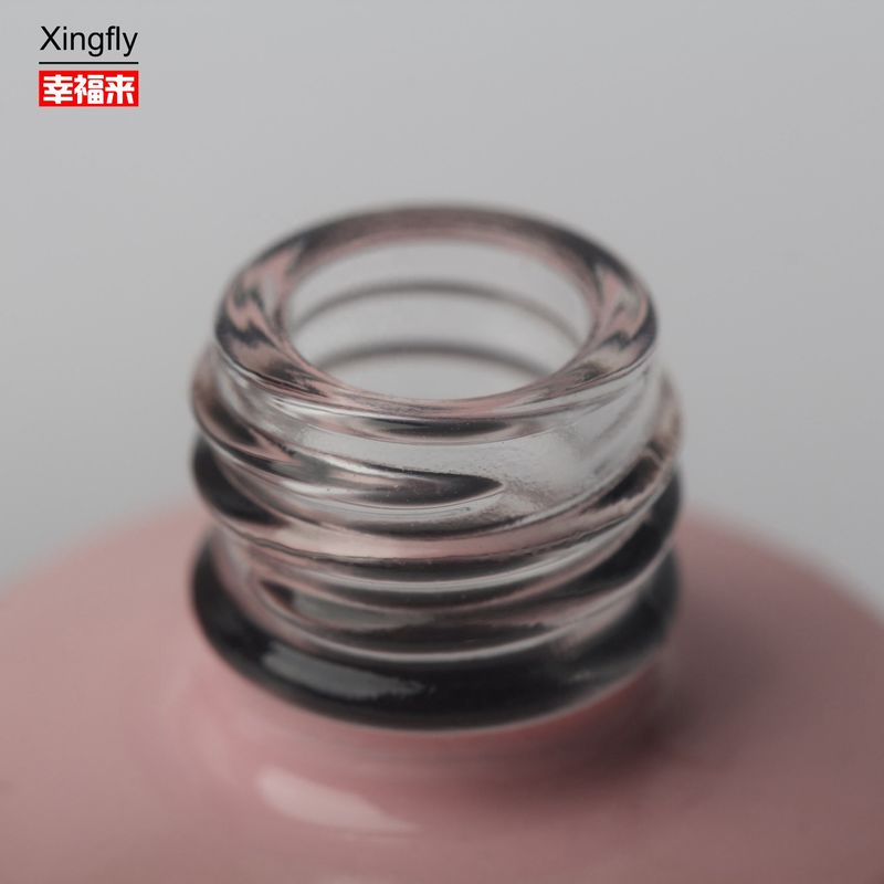 ग्लास सामग्री 7ml नेल पॉलिश बोतल कंटेनर अनुकूलन योग्य रंग एसजीएस